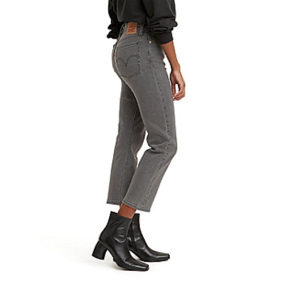 Levi's Denim - NWT Levi’s Wedgie Straight Gray Cropped Denim Jeans High Rise Size 10 Short